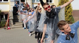 Sevi prezentē 10.A2 klase.