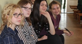 Spēles jautājumiem ar interesi seko līdzi arī atbalstītāji