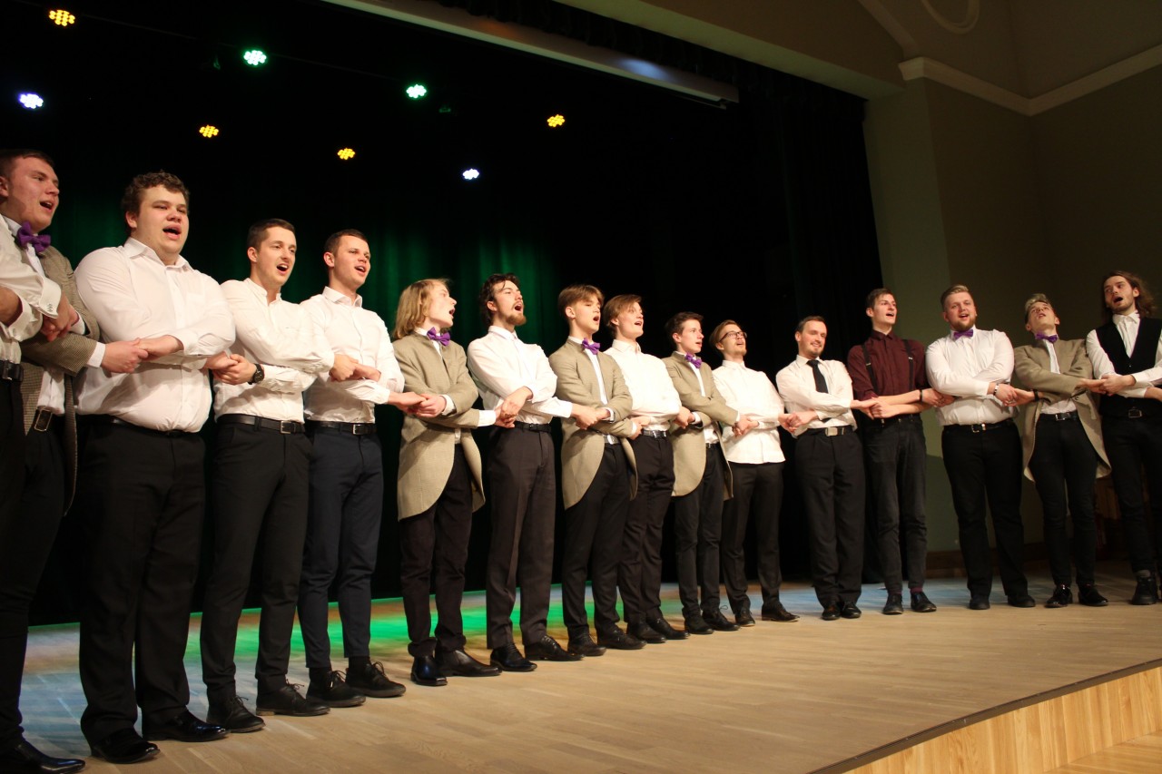 Puišu ansambļa KPTT koncertā