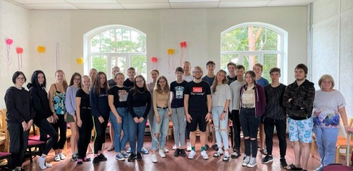 Nometnē "Emocionāli atpūties, fiziski atjaunojies, digitāli uzlādējies!"