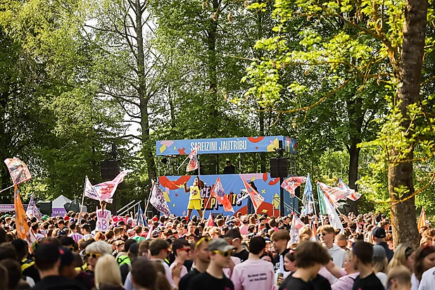 Sīvā 942 klašu konkurencē Dobeles Valsts ģimnāzija iekļūst "Čē Čē Čempionāts" Finālā ar vienu no lielākajiem klašu skaitie